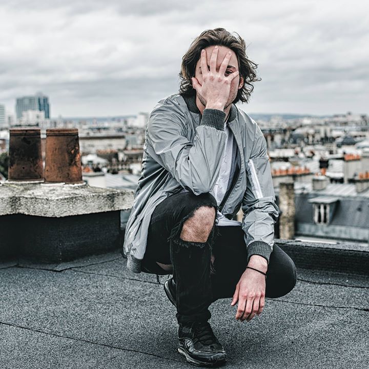 clip-rap-francais-hip-hop-lord-esperanza-linsolence-des-elus-drapeau-noir